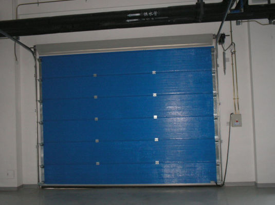 वाणिज्यिक अनुभागीय ओवरहेड दरवाजे स्वचालित रूप से ढाला पाउडर लेपित जस्ती
